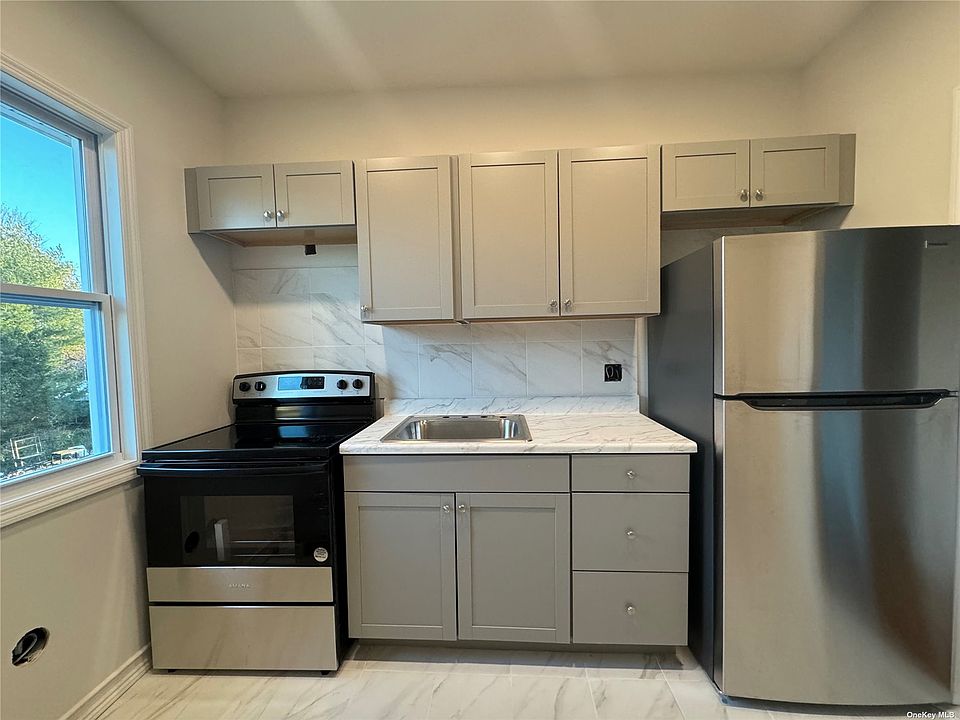 844 Seaman Ave E APT 4, Baldwin, NY 11510 Zillow