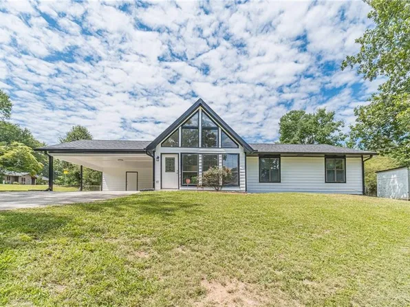 1791 Lindy Ct NW, Conyers, GA 30012