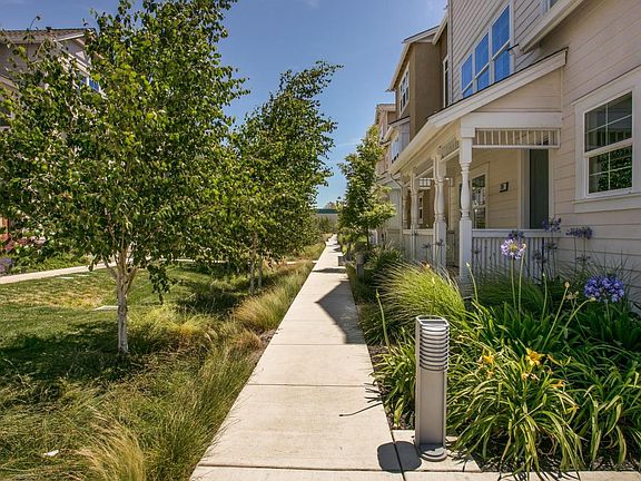 3rd image of 798 Cannery Pl