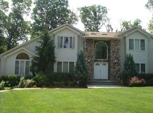 6 Doolin Rd, New City, NY 10956