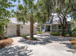 1726 Riverside Dr, Port Royal, SC 29935