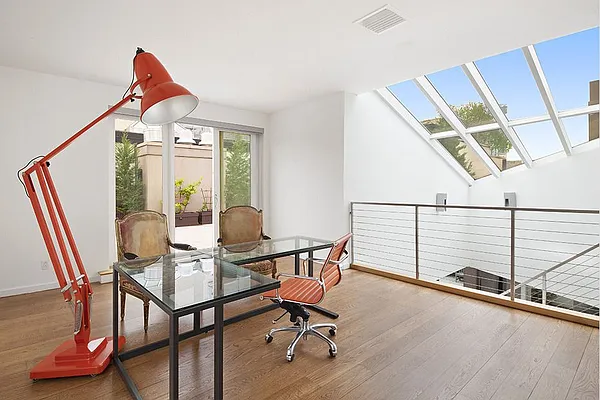 Rented by Stribling | media 31