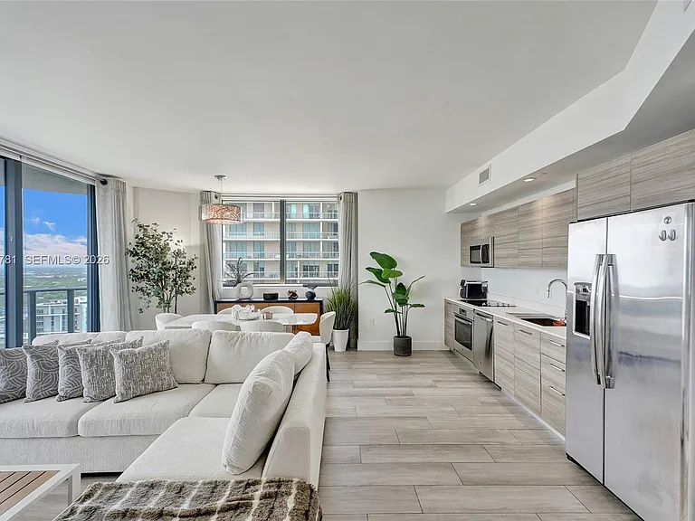 121 NE 34th St #2809 — Photo 7