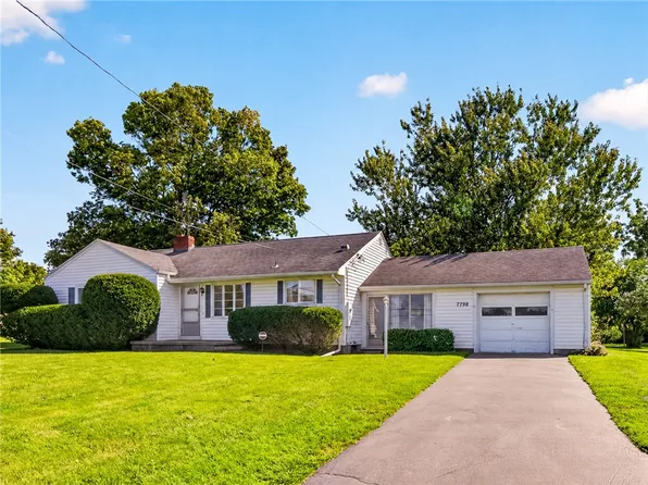 7798 E Main Rd, Le Roy, NY 14482