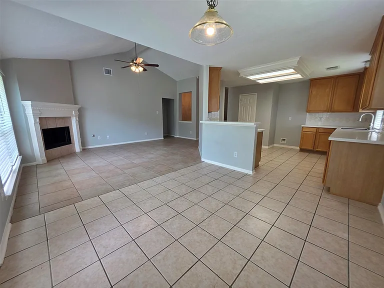 3602 Brookstone Ct — Photo 5