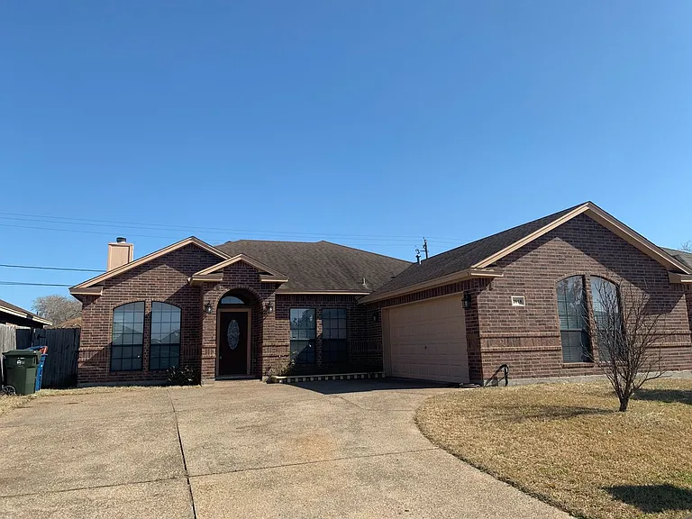 2618 Reveille Dr — Photo 9