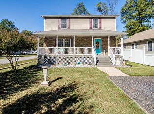 243 6th St, Colonial Beach, VA 22443