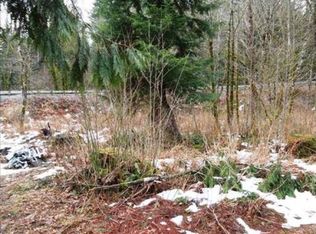 7749 Maple Dr, Maple Falls, WA 98266