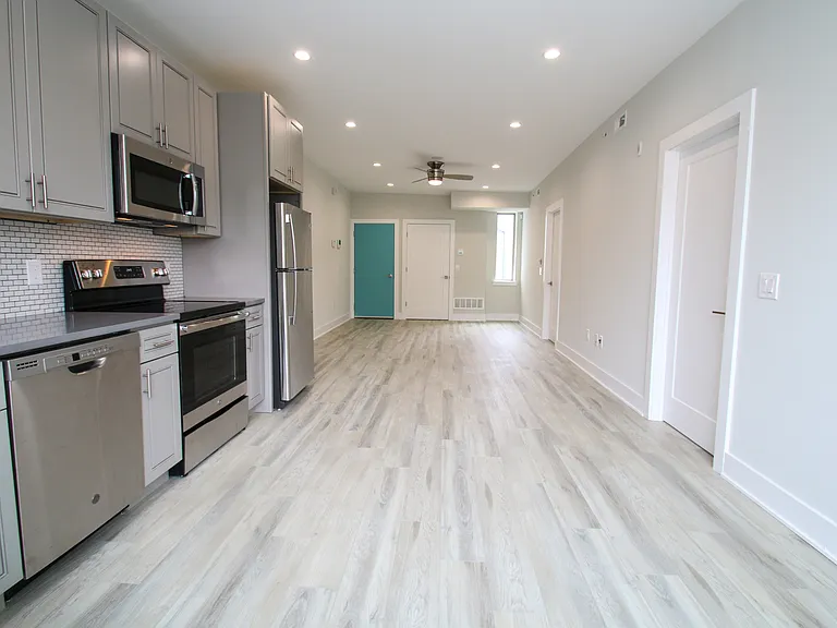 3718 Haverford Ave #3R — Photo 4