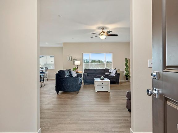 4th image of 6209 Bountiful Hills Dr