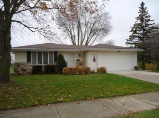 605 Lee St, Seymour, WI 54165