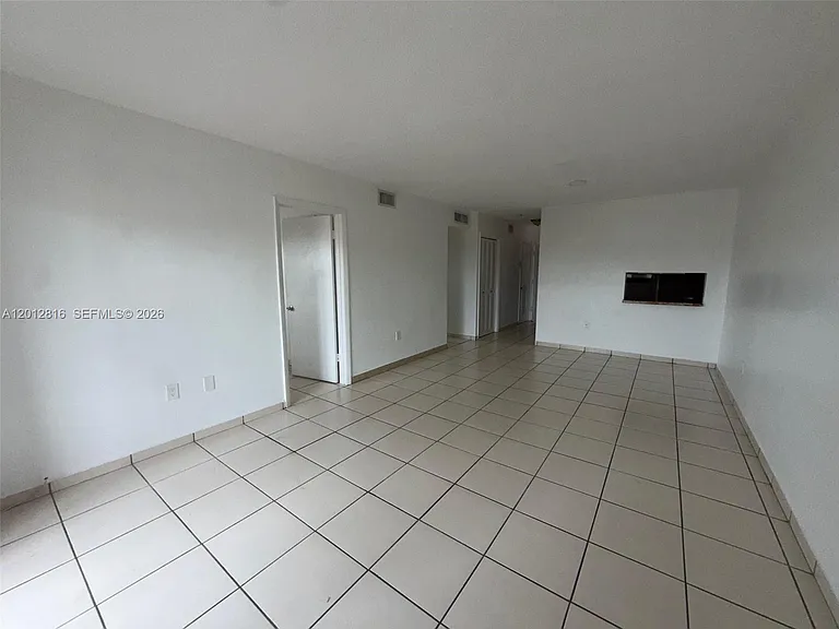 120 Royal Palm Rd #301 — Photo 3