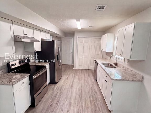 2nd image of 1236 Claywill Cir