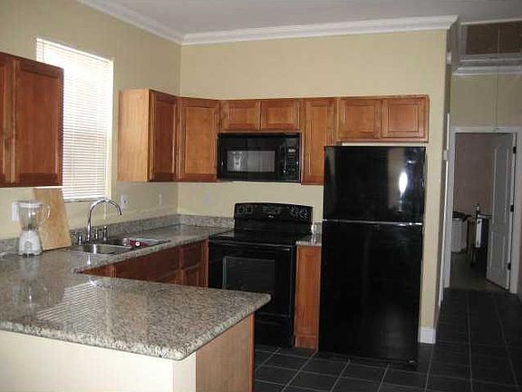 4th image of 3609 1st St
