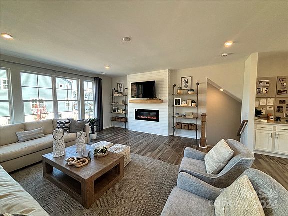4th image of 4311 Reed Creek Dr
