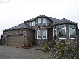 1st image of 4525 NE 126th Cir