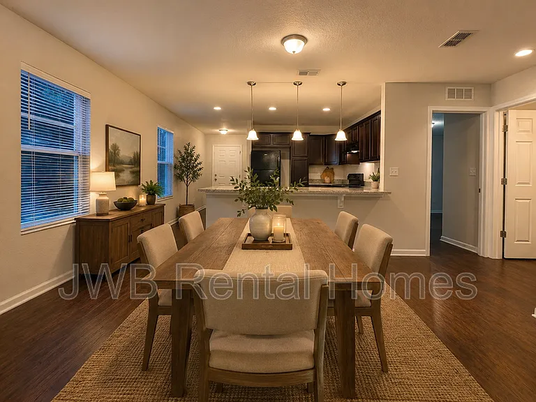 2042 Sheridan St — Photo 5