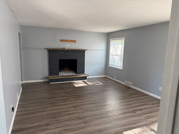 5th image of 3645 E River Rd Unit 2