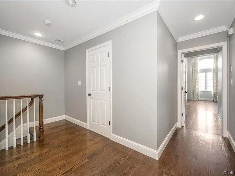 47 Highland Ave — Photo 11