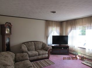 2932 Old 6th Avenue Rd, Tyrone, PA 16686