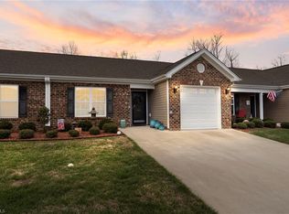 105 Oak Ridge Dr, Archdale, NC 27263