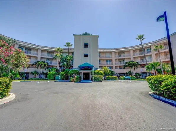 5750 NE Island Cove Way, Stuart, FL