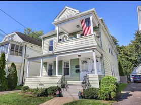 106 Clifford St, Hamden, CT