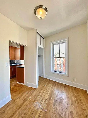 Rented by Waverly Realty Associates | media 25