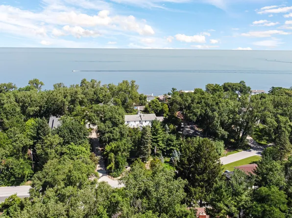 20 Skyline Dr, Portage, IN 46368