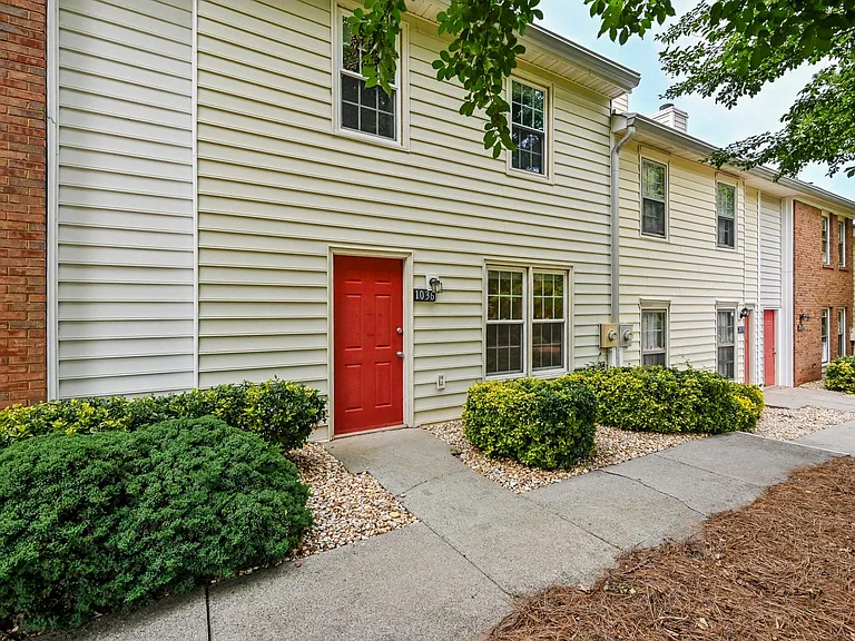 1036 Old Holcomb Bridge Rd — Photo 29
