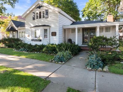 915 W Main St, Lake Geneva, WI, 53147
