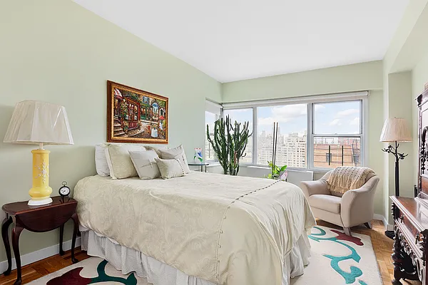 Sold by Compass | media 6