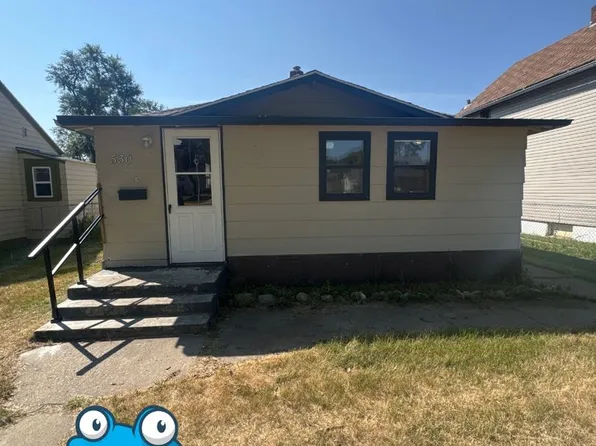530 3rd St SE, Jamestown, ND 58401