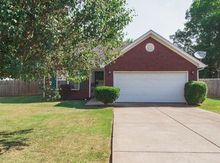 1519 Waxman Dr, La Vergne, TN 37086