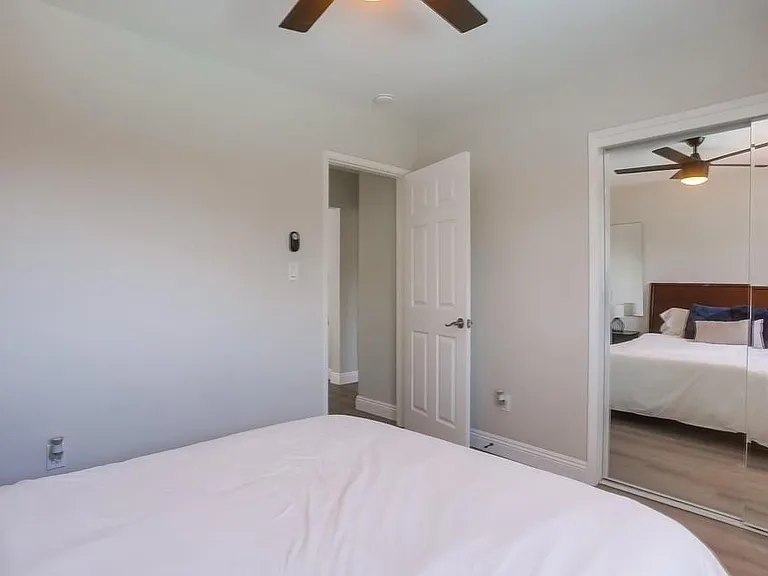 5013 Conrad Ave — Photo 42