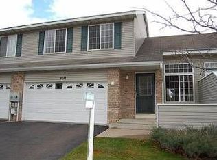 9874 Hamlet Ct S, Cottage Grove, MN 55016