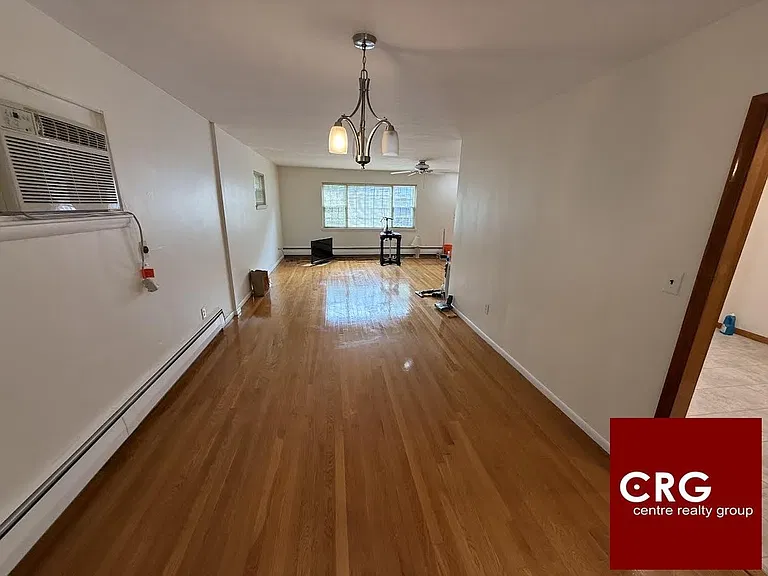 407 Lowell Ave — Photo 3