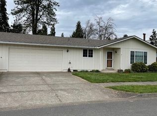 415 S 32nd St, Springfield, OR 97478