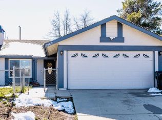 206 Peach Tree Ct, Tehachapi, CA 93561