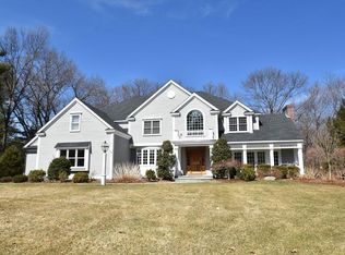 17 Hunters Run, Sudbury, MA 01776