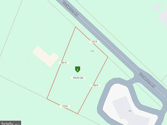 2nd image of 176 Tuckerton Rd