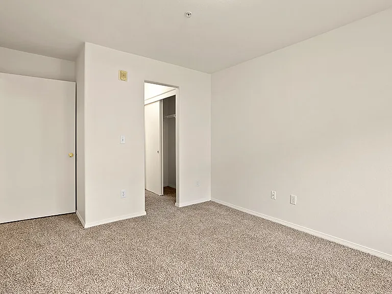 Woodview — Photo 20