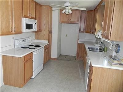 4th image of 4501 Merganser Ct