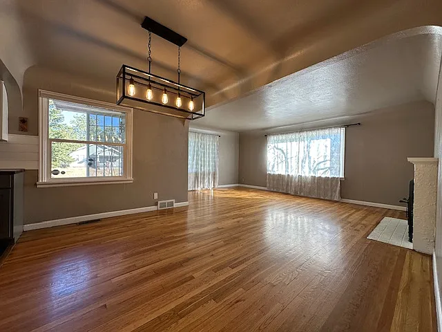 4703 N Cedar St — Photo 6