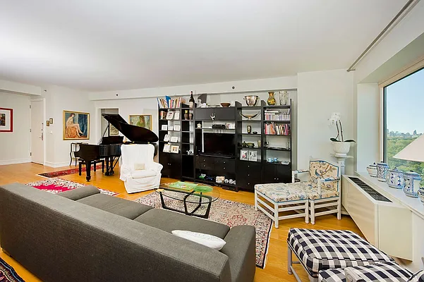 Rented by Vista Global Property Solutions | media 4