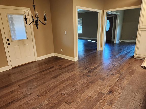 4th image of 180 Haven Cove Rd