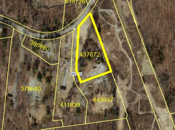 Round Lake Road, Rhinebeck, NY 12572