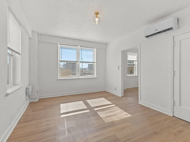 St. Regis Apartments — Photo 66