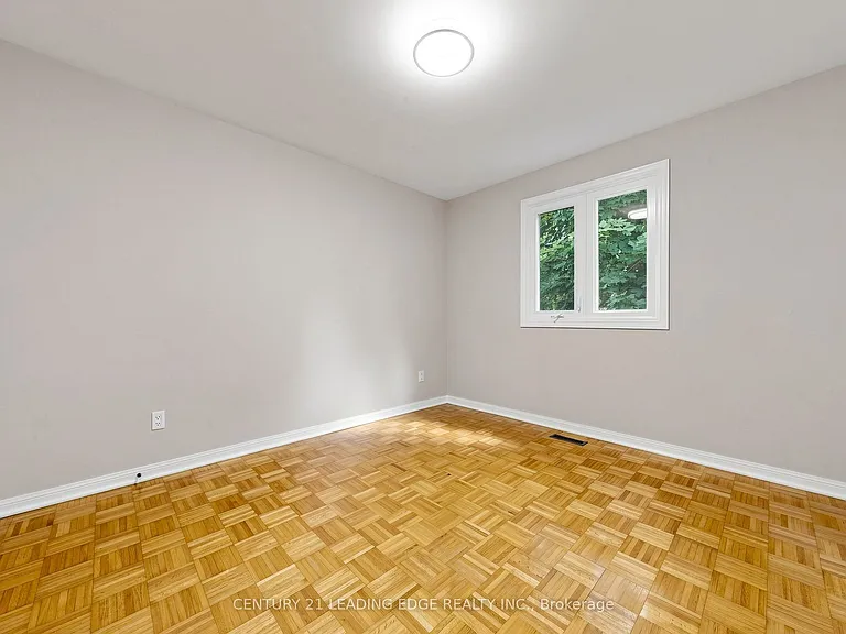 1 Briarwood Rd — Photo 35