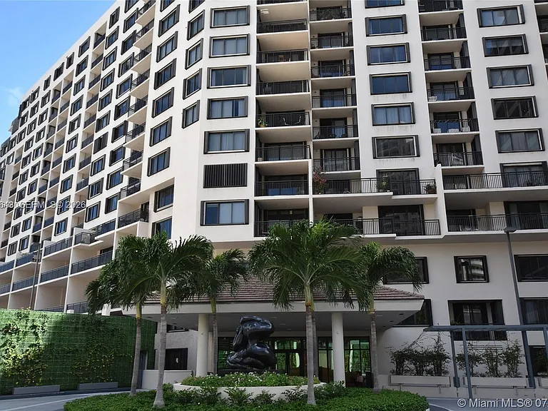 540 Brickell Key Dr #Penthouse 1812 — Photo 14